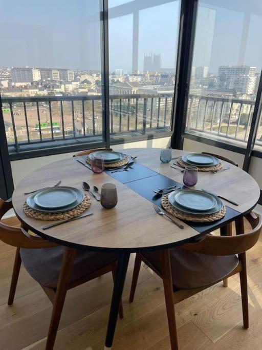 Penthouse / 2 Bedrooms In City Center Of Angers Esterno foto