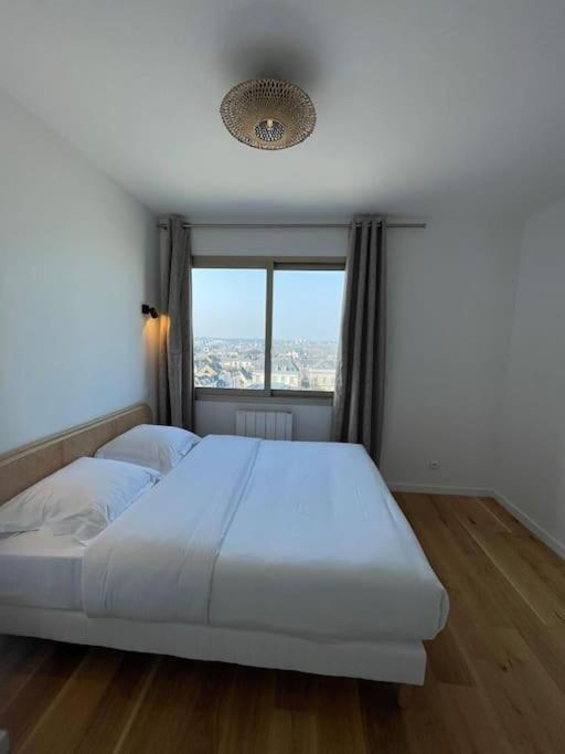 Penthouse / 2 Bedrooms In City Center Of Angers Esterno foto