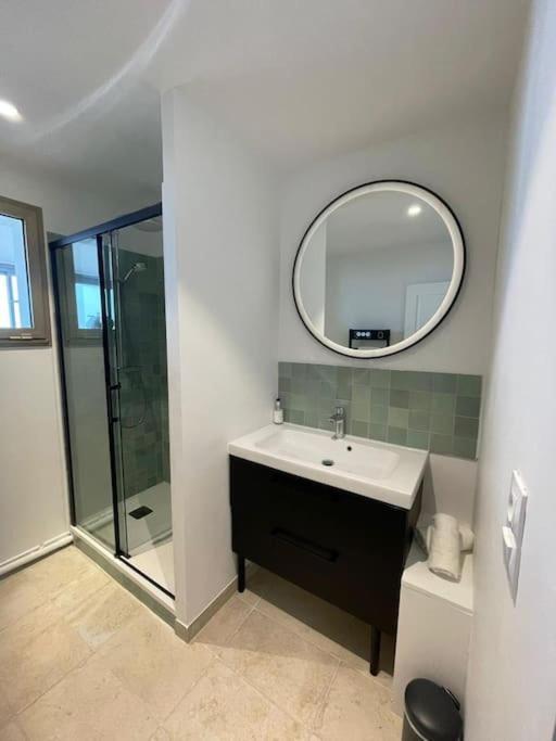 Penthouse / 2 Bedrooms In City Center Of Angers Esterno foto